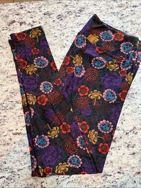 LuLaRoe Black Floral Leggings with Purple, Red, Yellow, Pink, Blue Accents